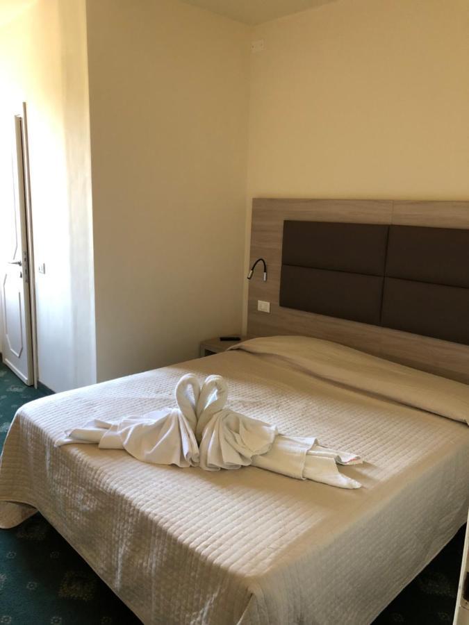 Miralago 3* Pieve (Lombardy)