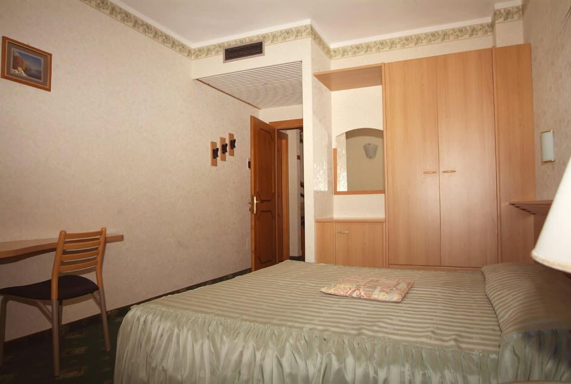 Hotel Miralago 3*