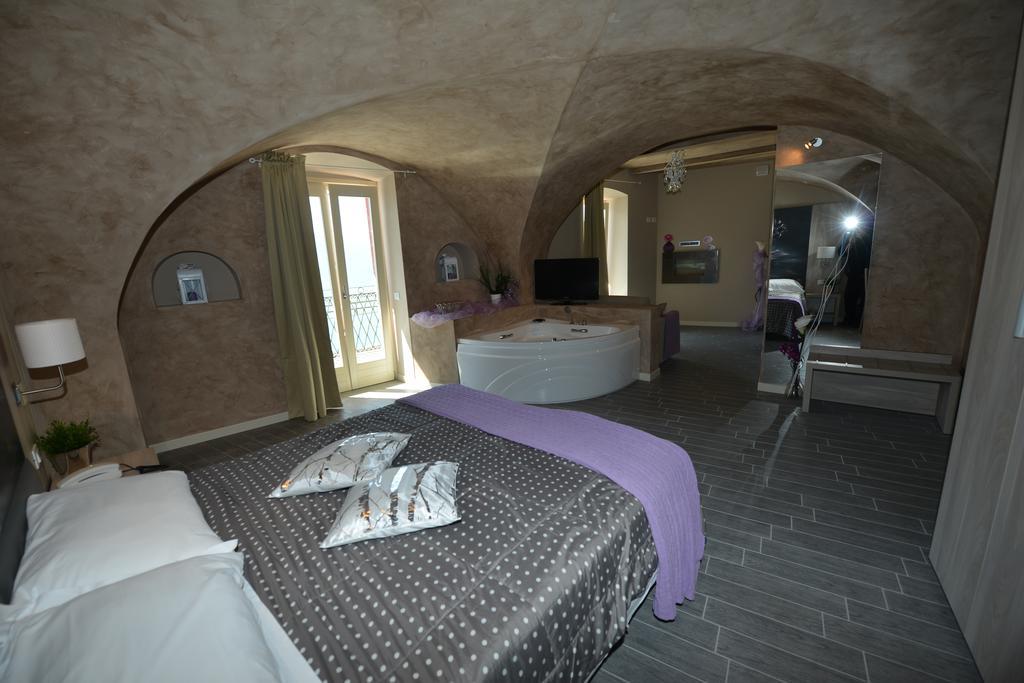 Miralago 3* Pieve (Lombardy)